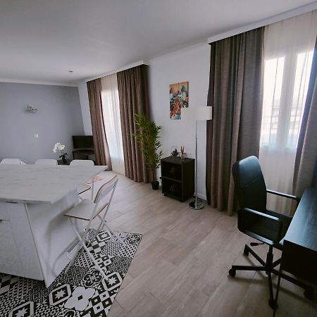 Incroyable T2 La Defense - Parking Gratuit Apartment Courbevoie Exterior foto